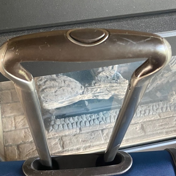 TUMI Short Trip Expandable Navy Spinner Luggage with Telescopic handle - Picture 4 of 15